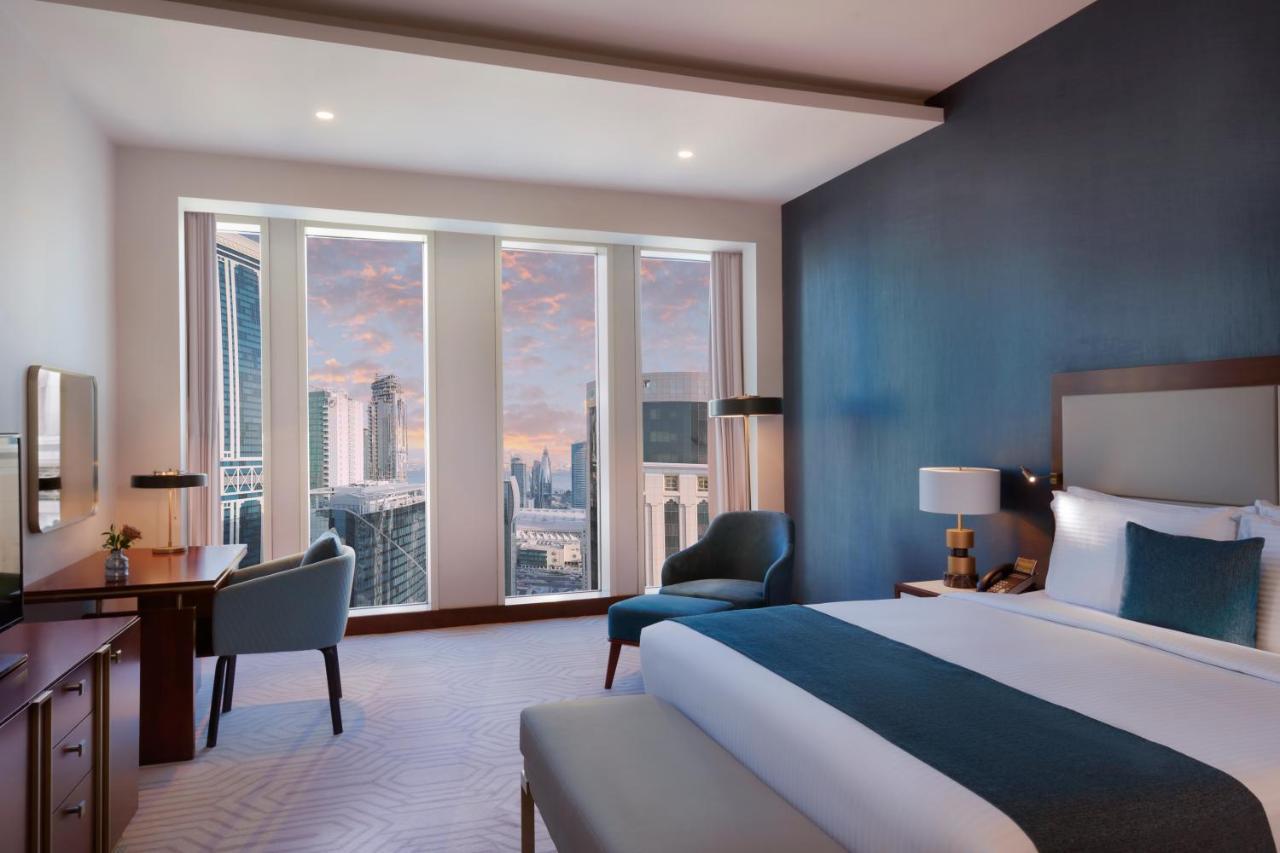 Wyndham Grand West Bay Hotel Doha