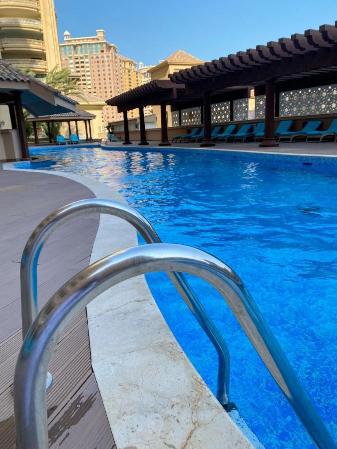 The Pearl Qatar, Luxury 2br Apartment, Marine View, Swimming Pool Gym Apartment