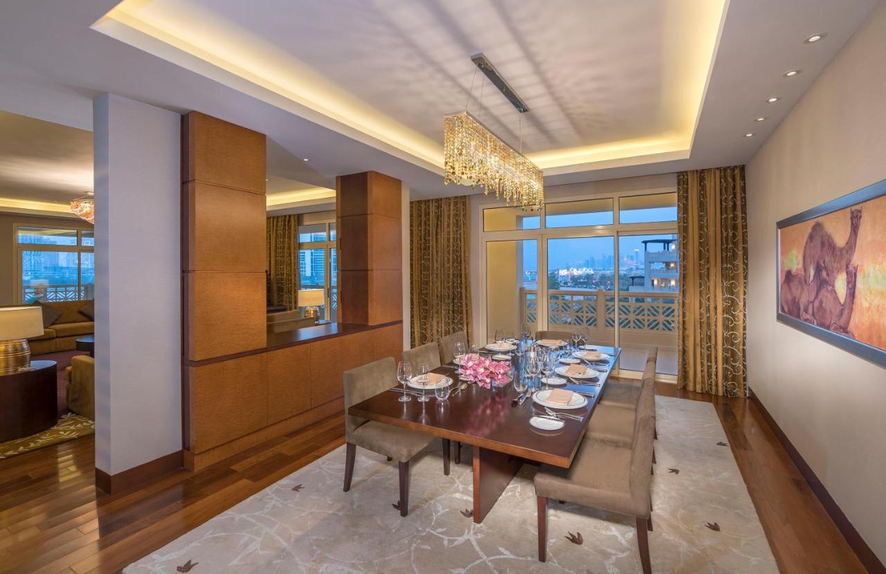 Hotel Grand Hyatt &