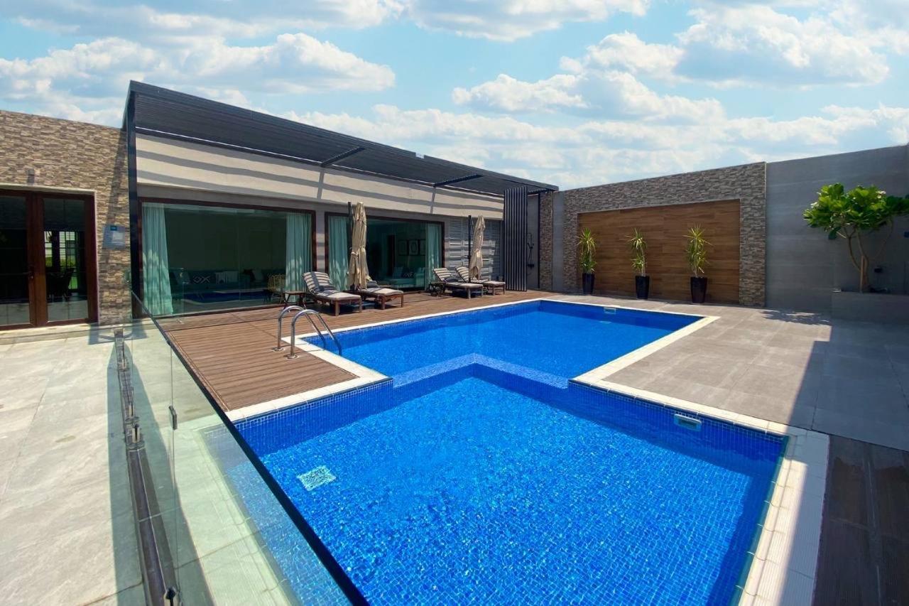 Chalet The Pool House *