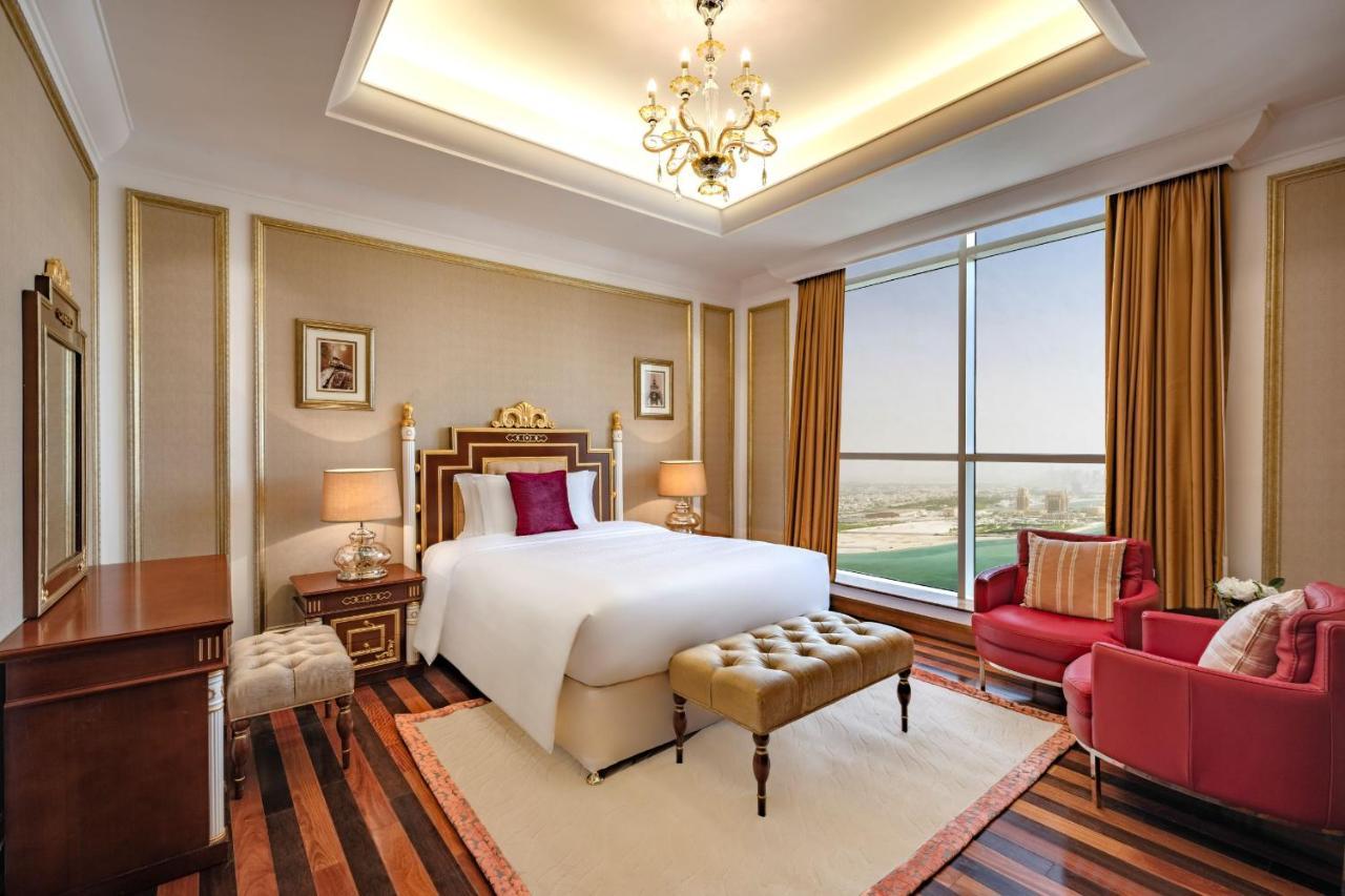 Dusit & - Khách sạn 5*