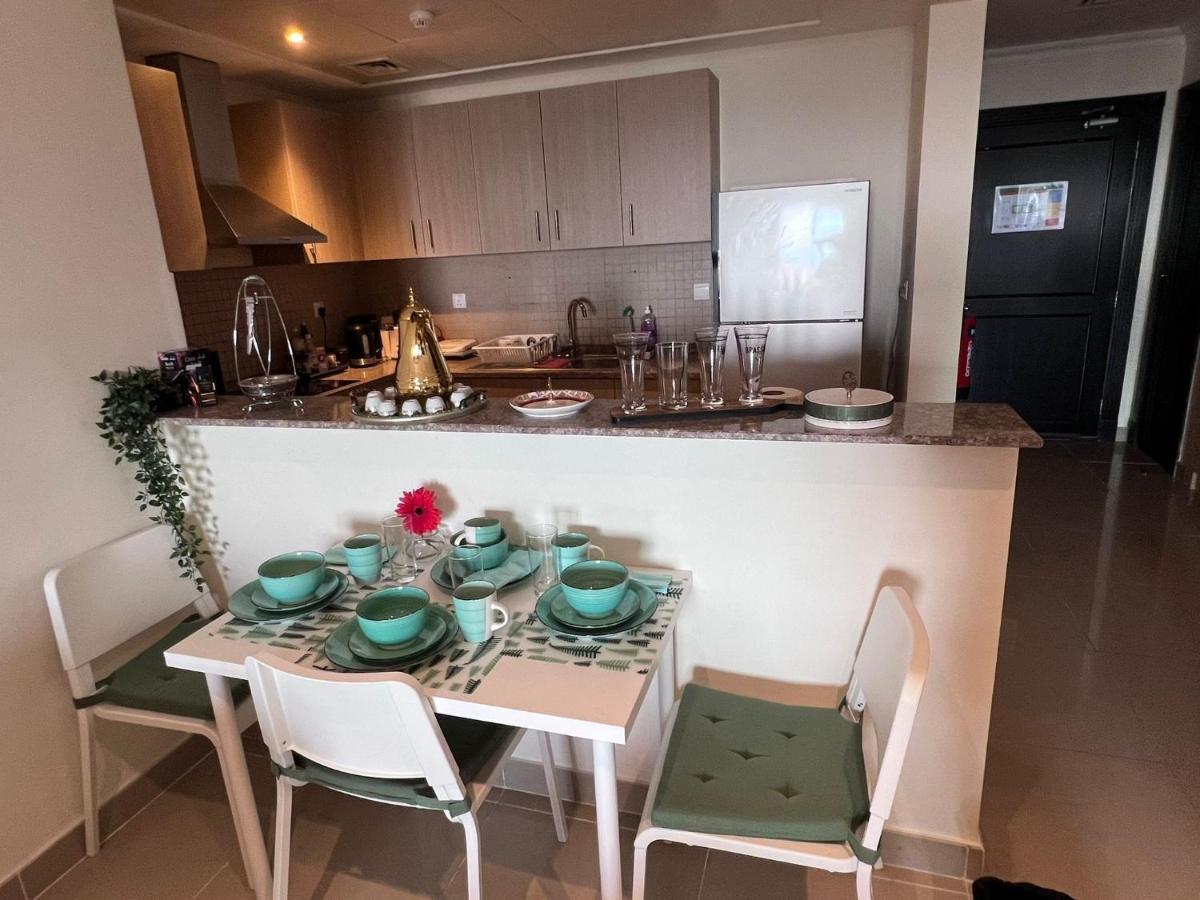 Apartment Sea View, Sunlit Studio In The Pearl Doha
