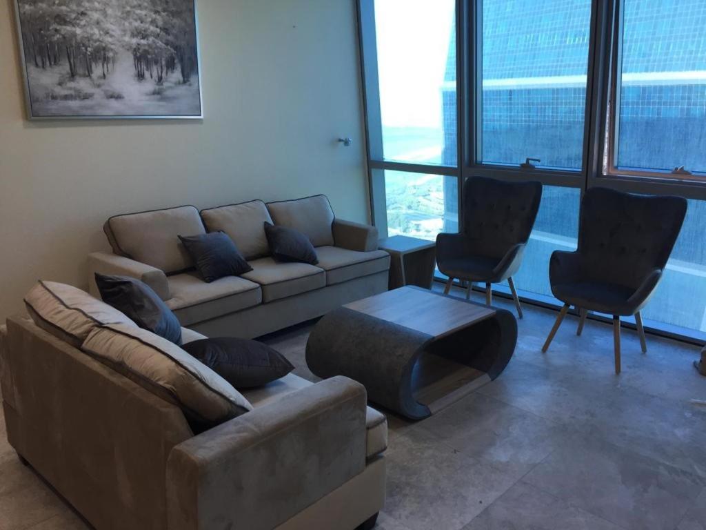 Lovely 2 Bed Apt On 24 Floor In Zig Zag Tower Doha