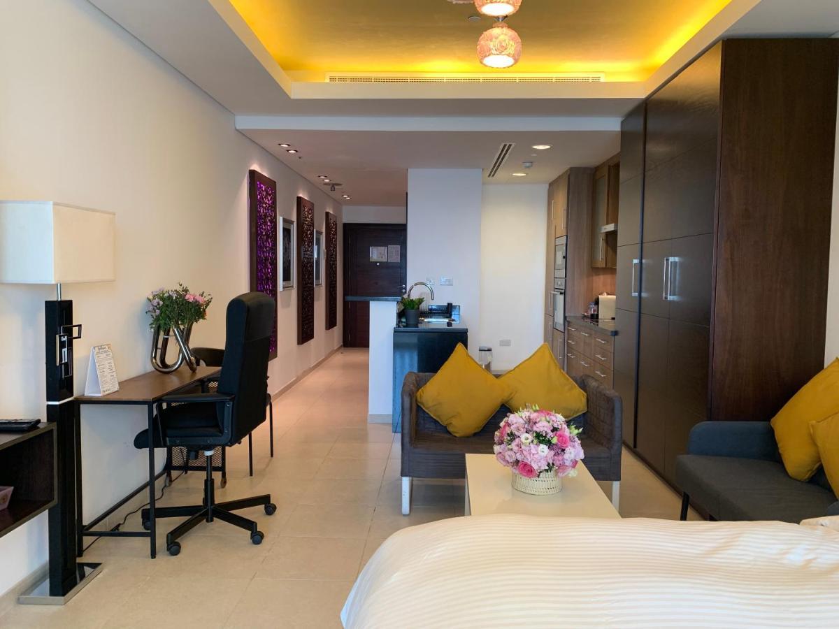 Apartment Luxury Furnished Studio In Pearl With Swimming Pool And Gym