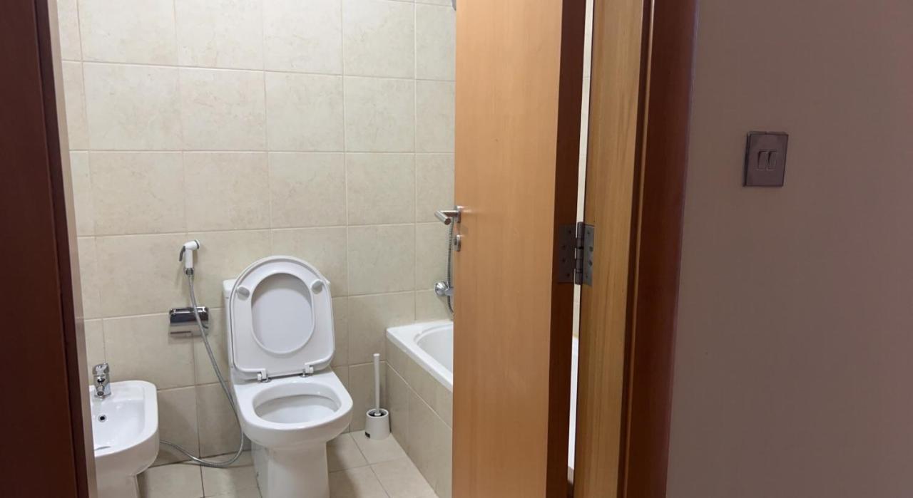 Lovely 2 Bed Apt On 24 Floor In Zig Zag Tower Doha