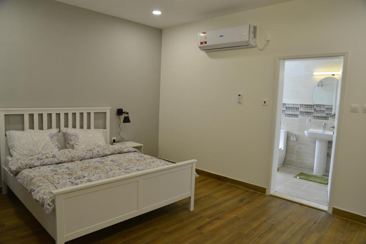 Falcon Homestay *