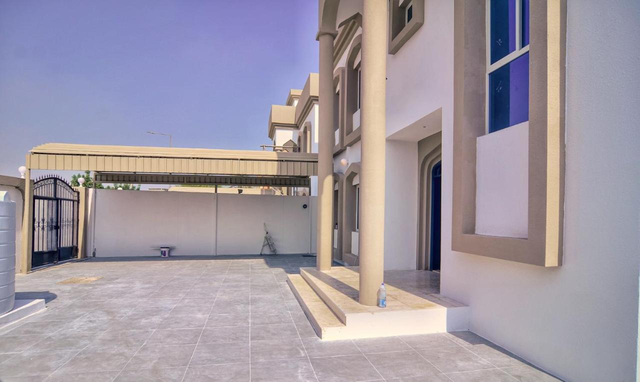 Homestay Falcon *