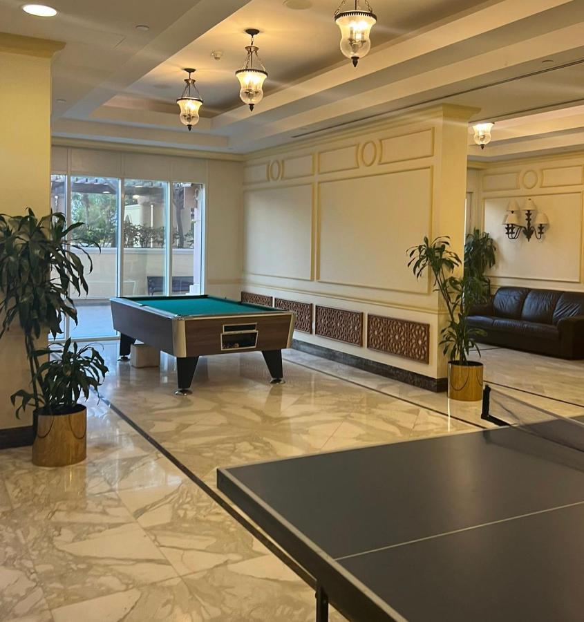 Beachfront Luxury Apartment-pearl Island شقه مطله على الشاطئ بجزيرة اللؤلؤه Khách sạn hẻo lánh Doha