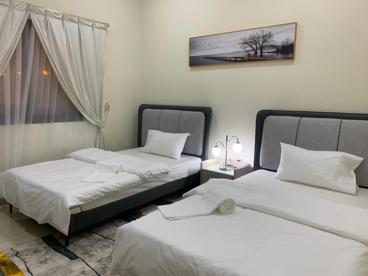 Gasthof Furnished 5 Bedroom Located In The Heart Of With Shared Facilities *