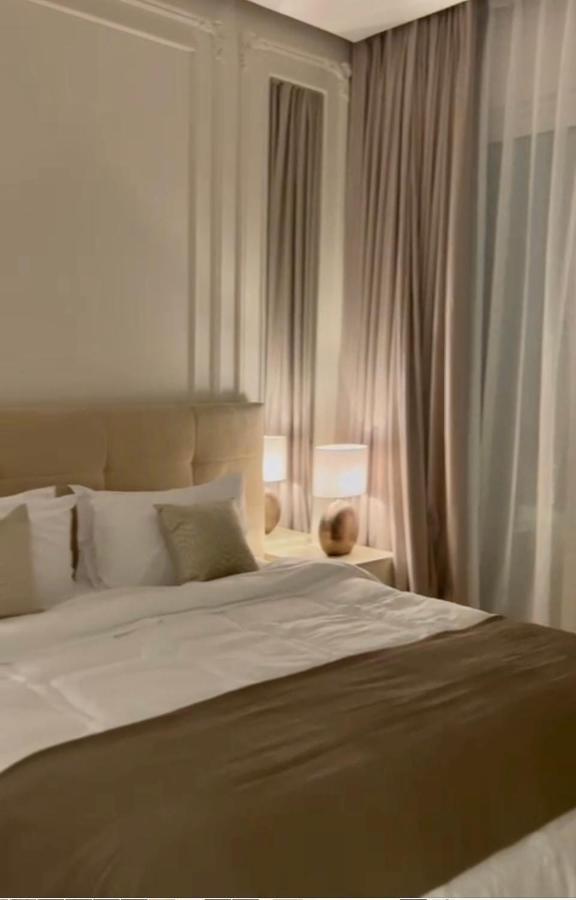 Beachfront Luxury Apartment-pearl Island شقه مطله على الشاطئ بجزيرة اللؤلؤه *