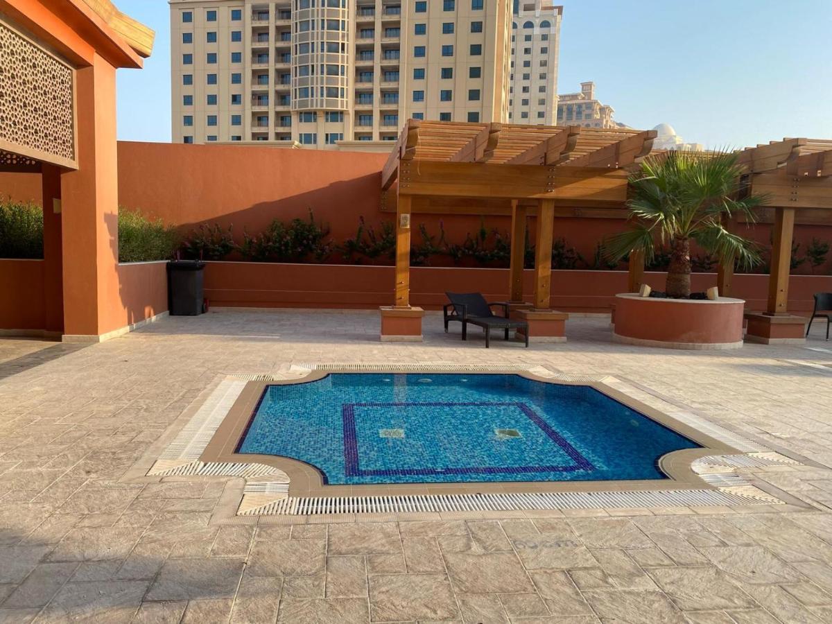 Marina View, Sunlit Studio In The Pearl Apartment Doha