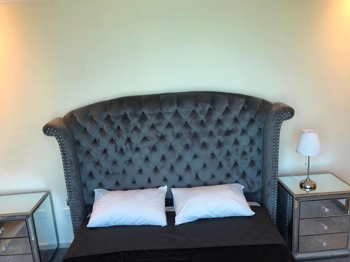 Lovely 2 Bed Apt On 24 Floor In Zig Zag Tower Doha