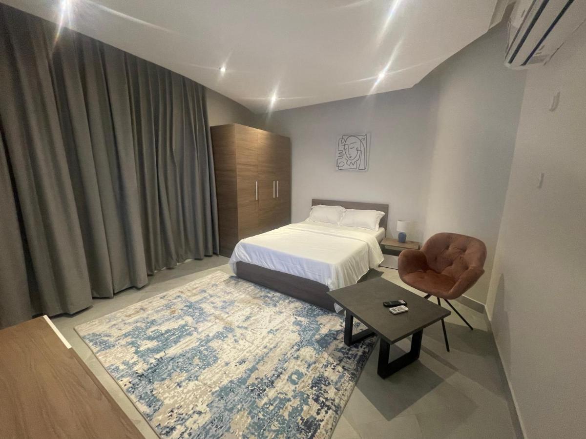 Dom West Bay Hotel