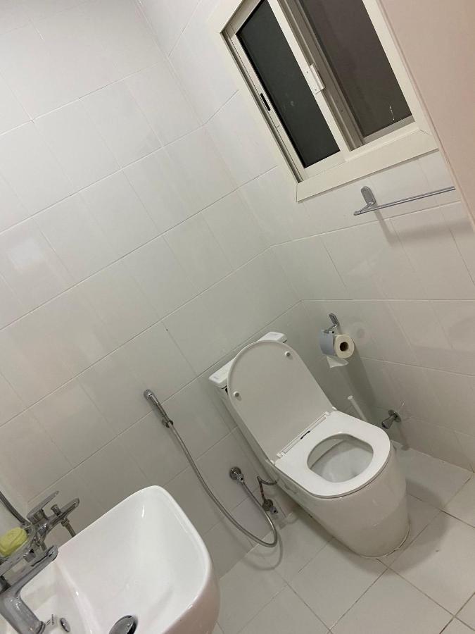 Ở trọ Falcon Doha