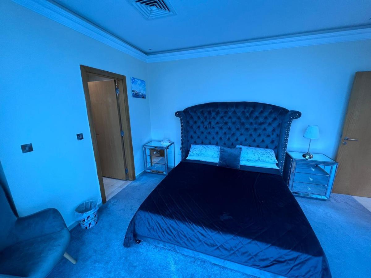 Apartment Lovely 2 Bed Apt On 24 Floor In Zig Zag Tower