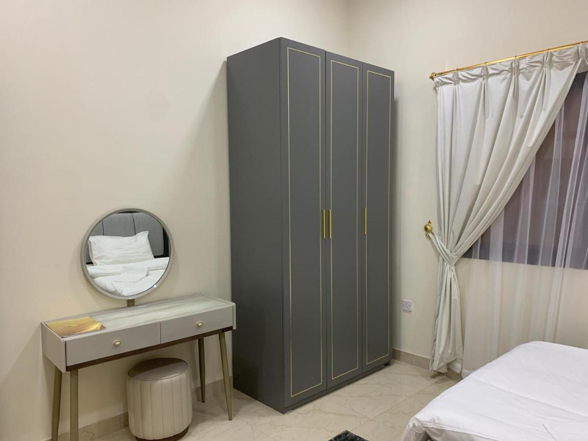 Rumah tetamu Furnished 5 Bedroom Located In The Heart Of With Shared Facilities