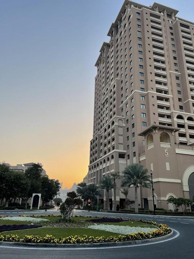 One Bedroom - Porto Arabia, Tower 5, The Pearl