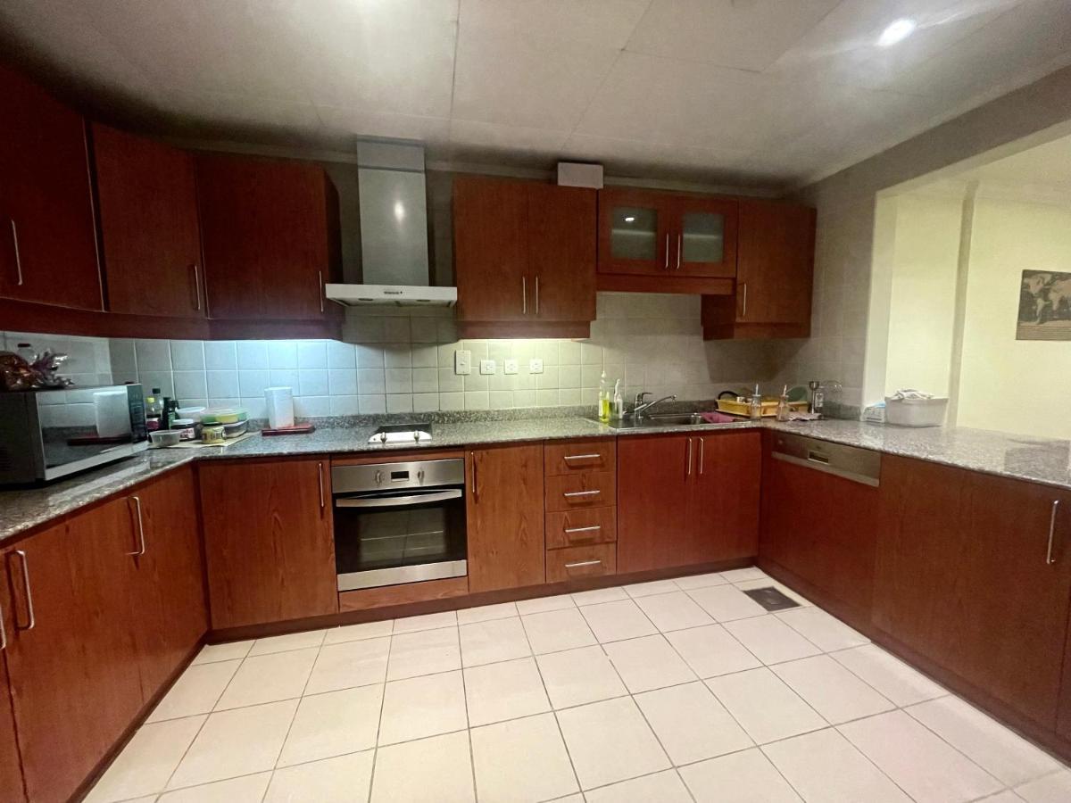 One Bedroom - Porto Arabia, Tower 5, The Pearl Apartment *