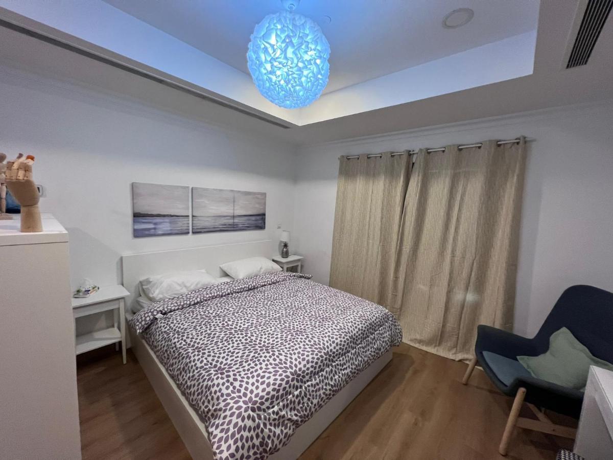 Apartment Marina View, Sunlit Studio In The Pearl Doha