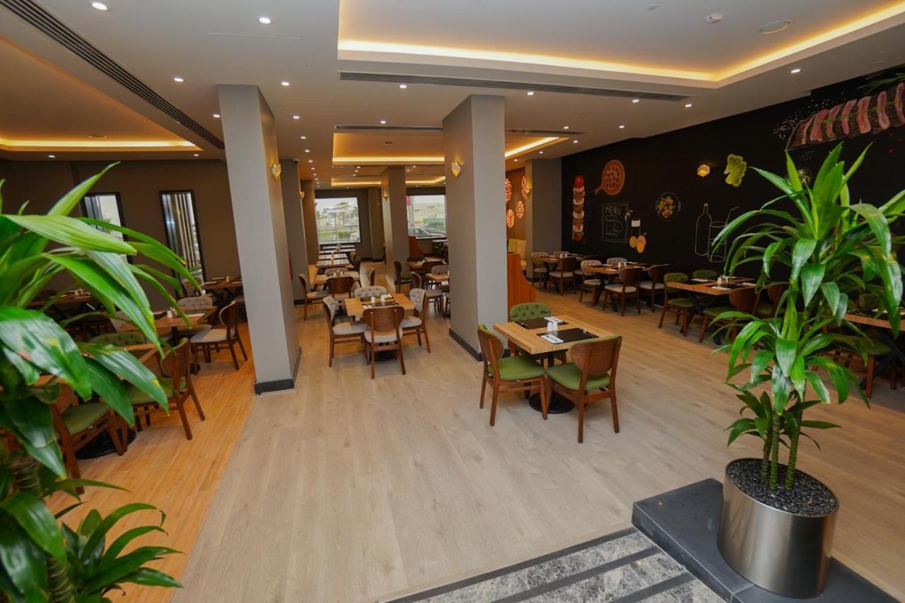 The Grand Lux Khách sạn Doha