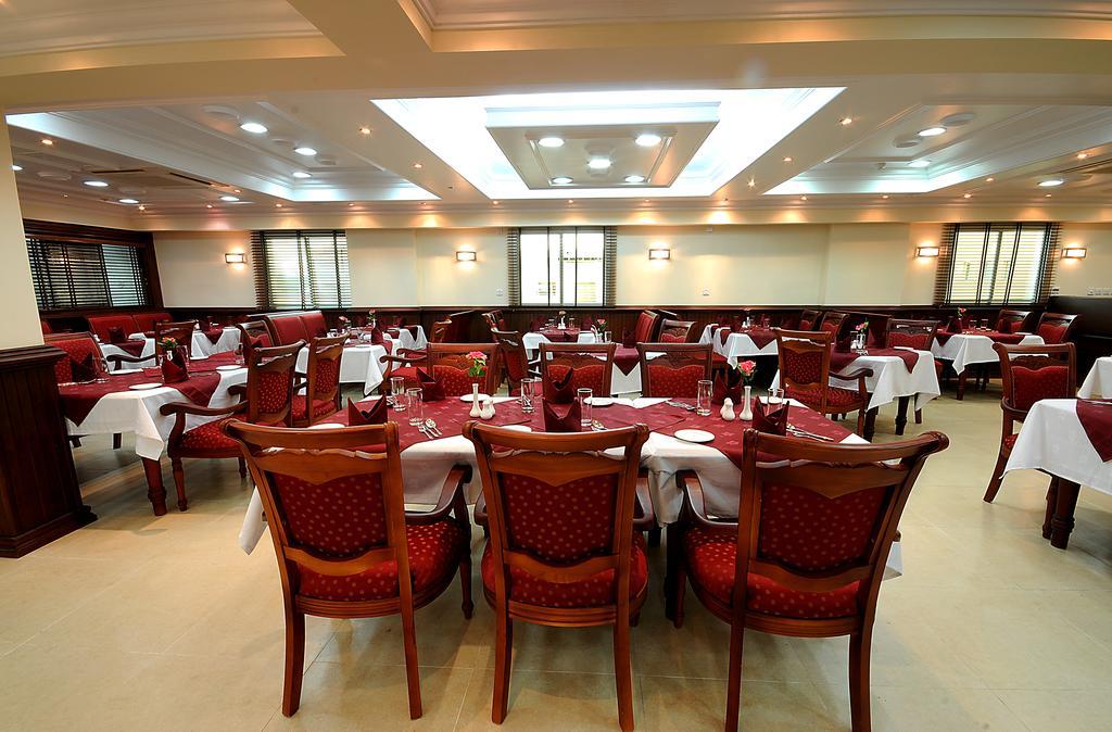 Crystal Palace 3*