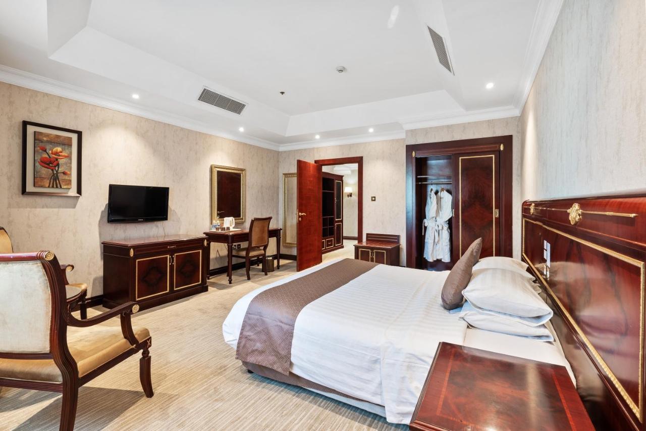 Hotel Chairmen 3*