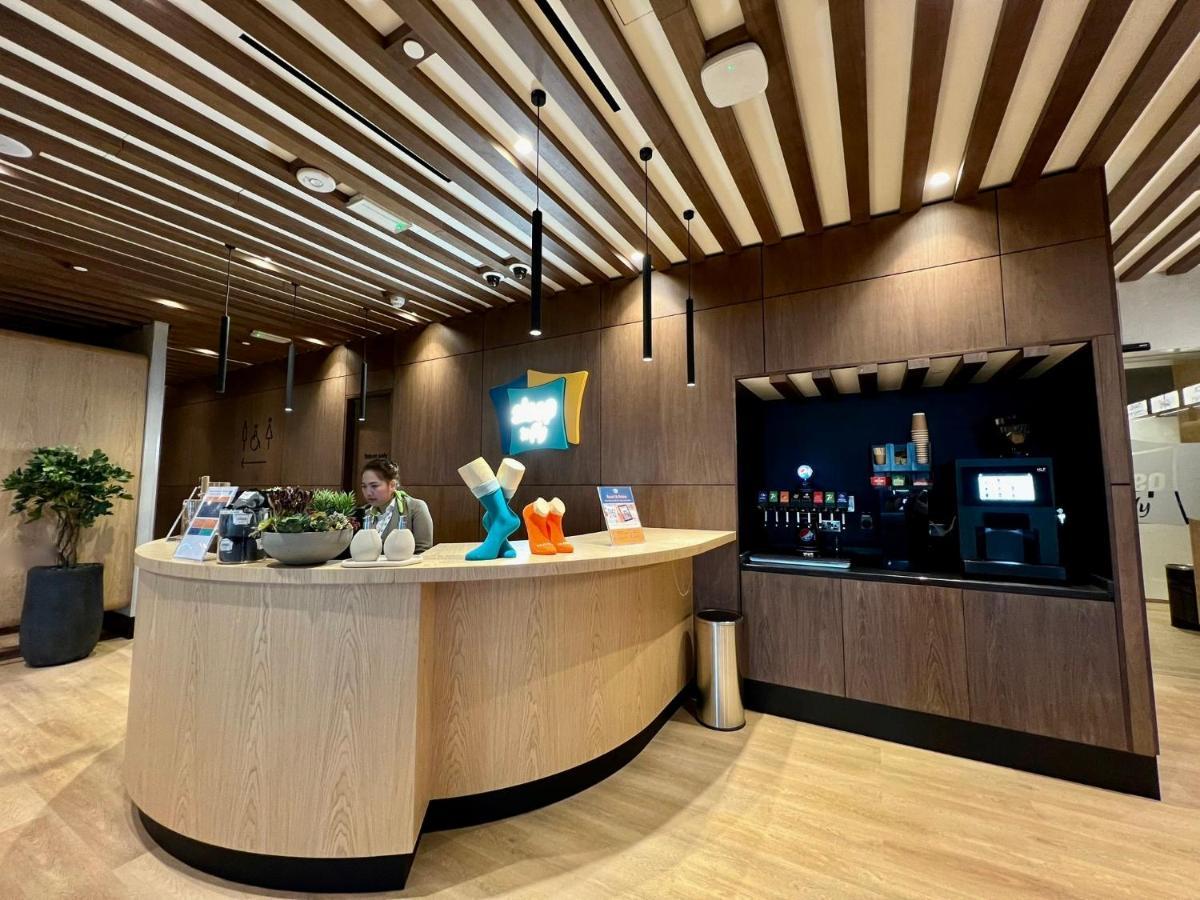 Khách sạn nang Sleep 'n Fly Sleep Lounge, North Node - Transit Only