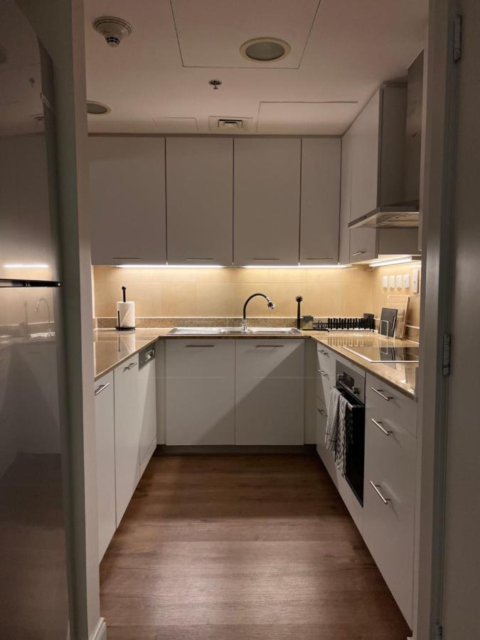 Khách sạn hẻo lánh Beachfront Luxury Apartment-pearl Island شقه مطله على الشاطئ بجزيرة اللؤلؤه *