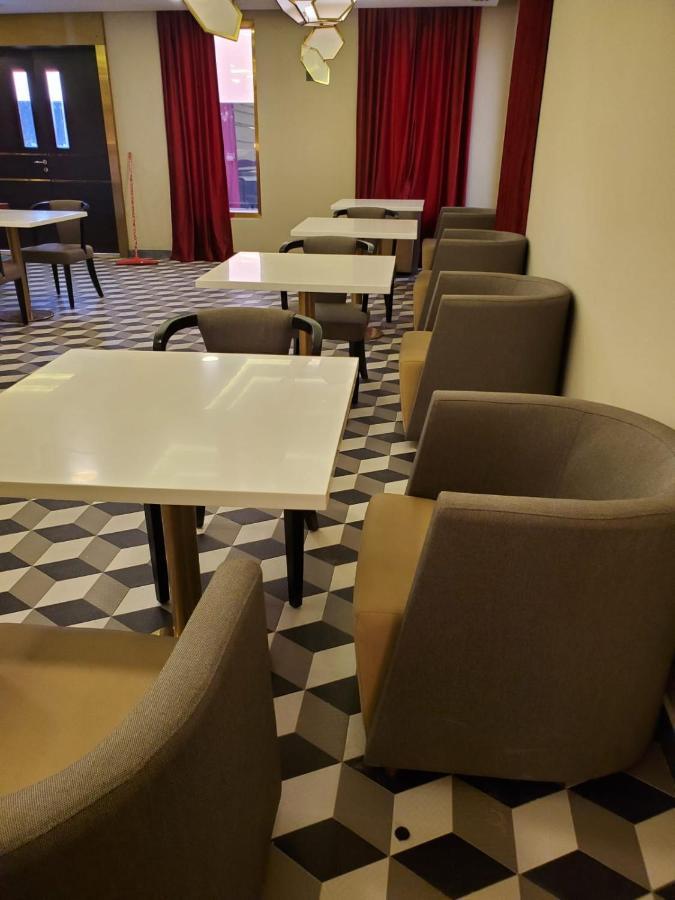 The B Premiere Hotel 4*