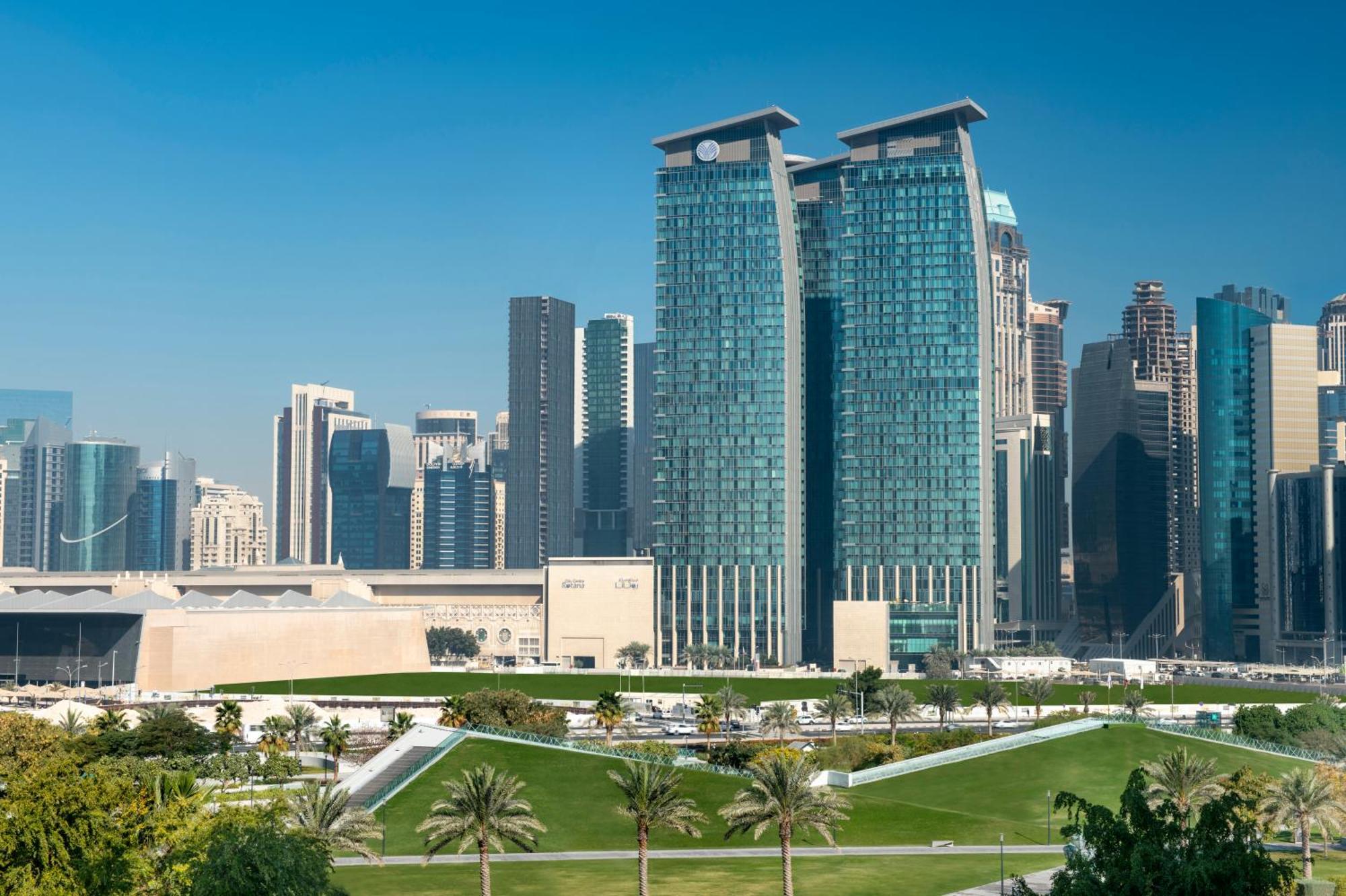 Centre Rotana Khách sạn