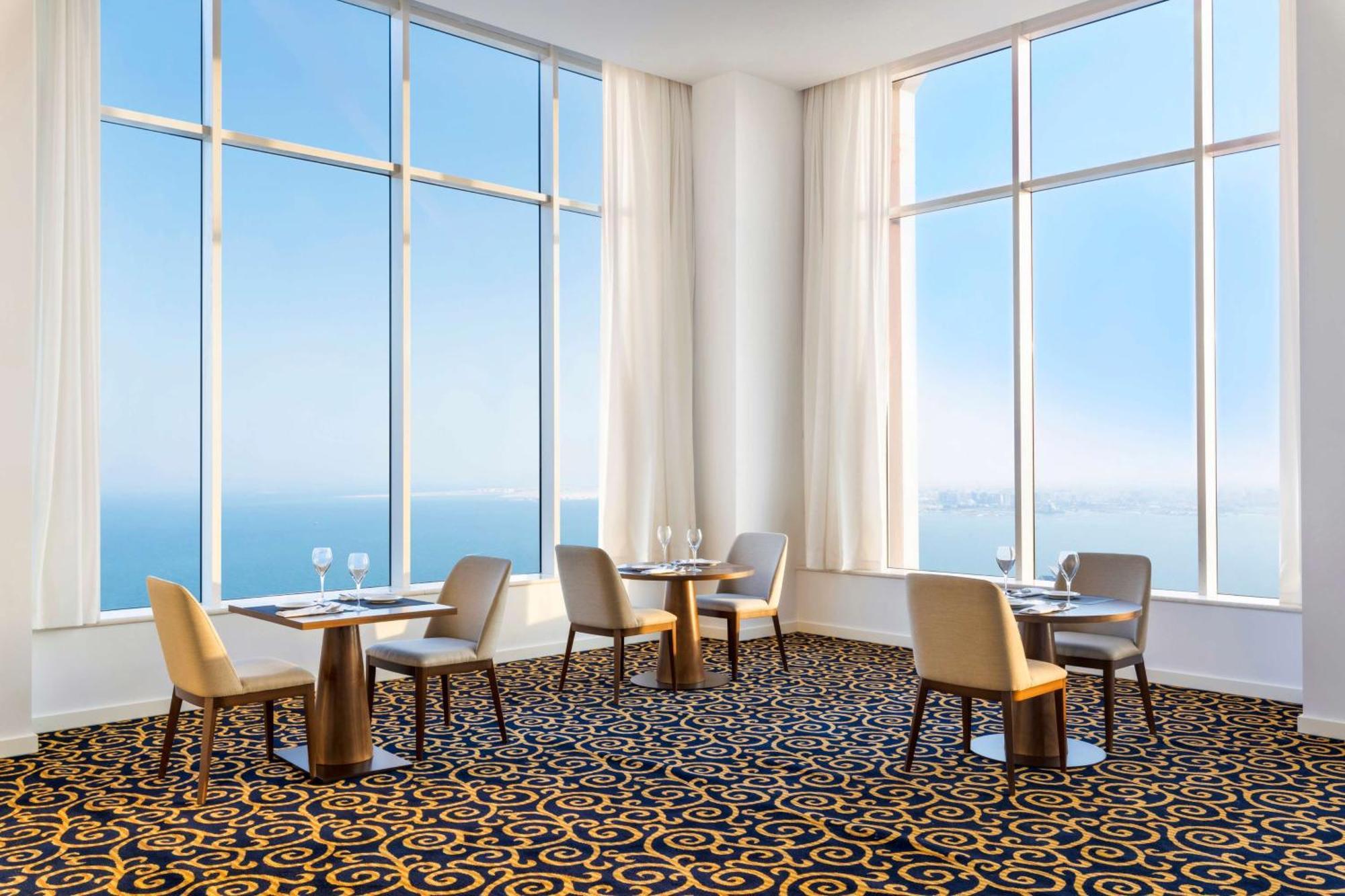 Aleph Residences, Curio Collection By Hilton Khách sạn hẻo lánh Doha