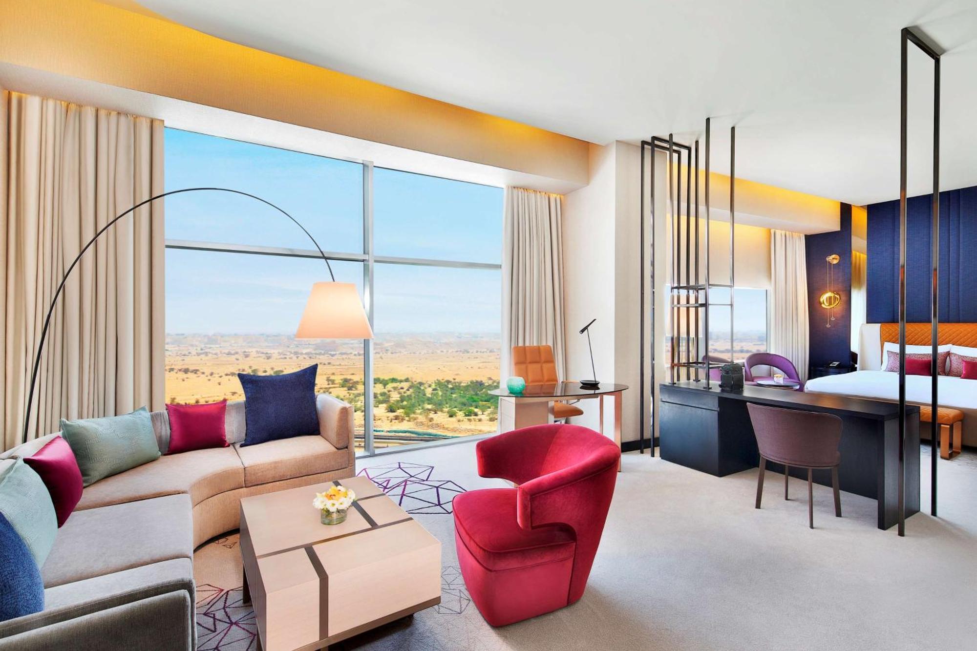 Alrayyan Hotel Doha, Curio Collection By Hilton