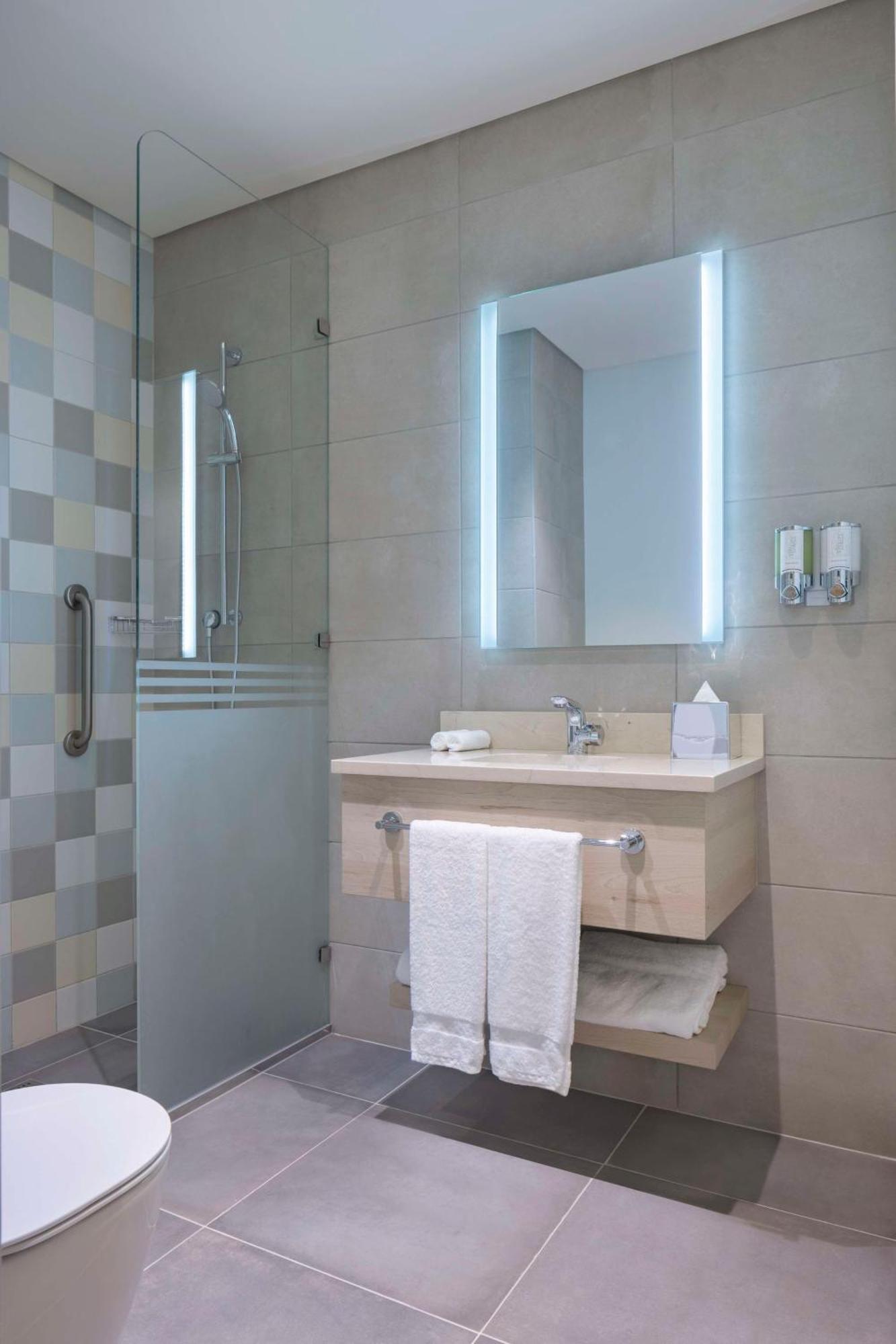 Hampton By Hilton Old Town 3* Doha