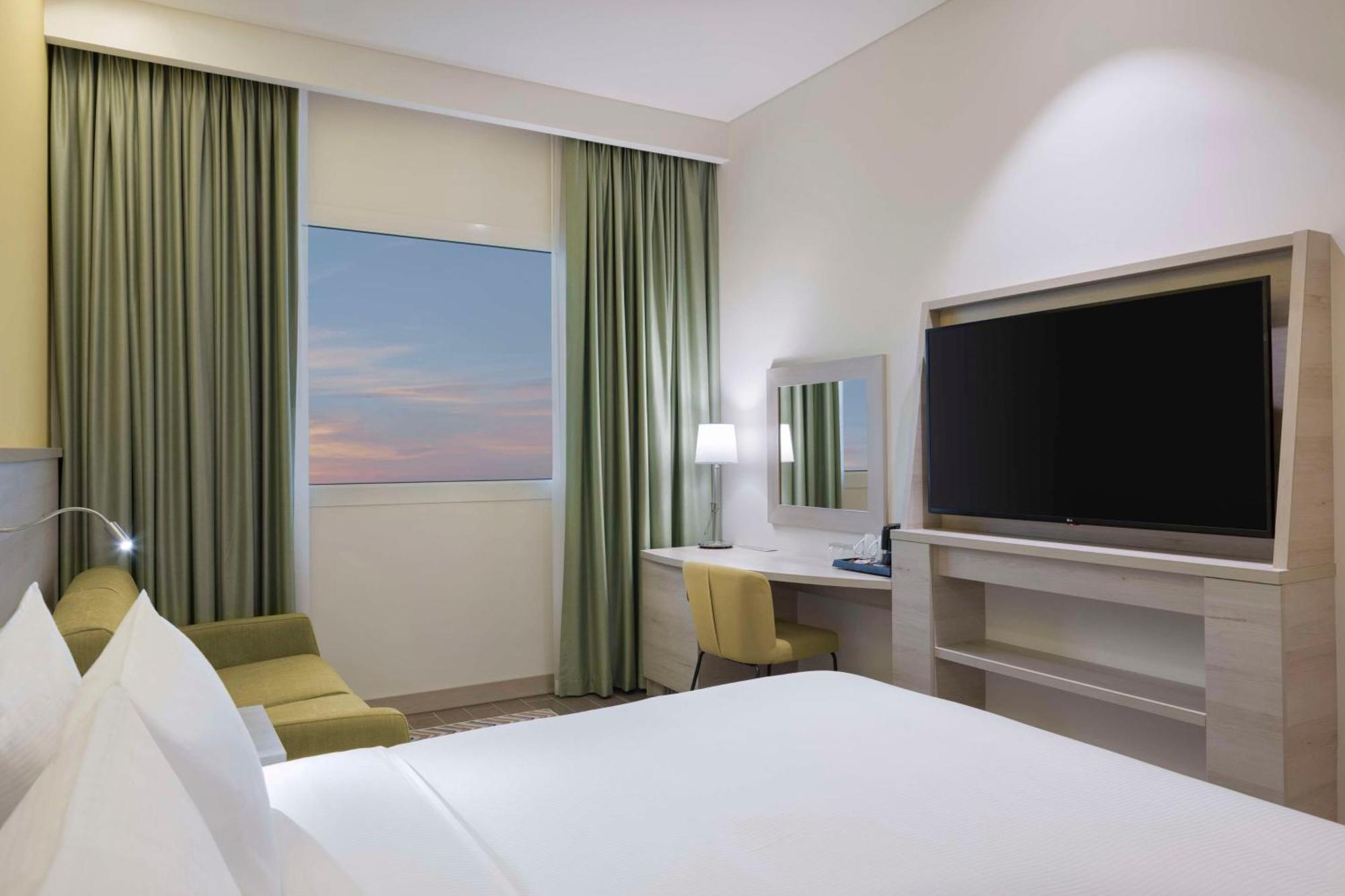Hampton By Hilton Old Town Hotel