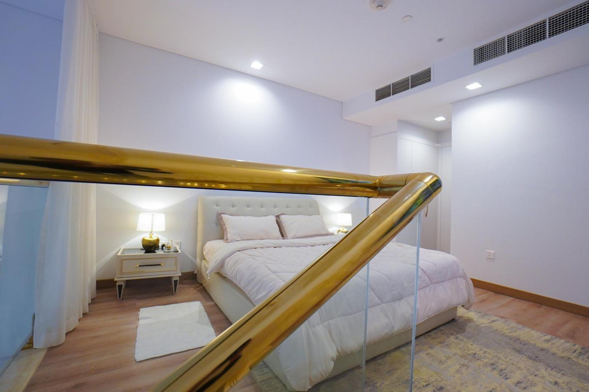 Luxury By The Sea With Amazing Amenities At Pearl Qatar *