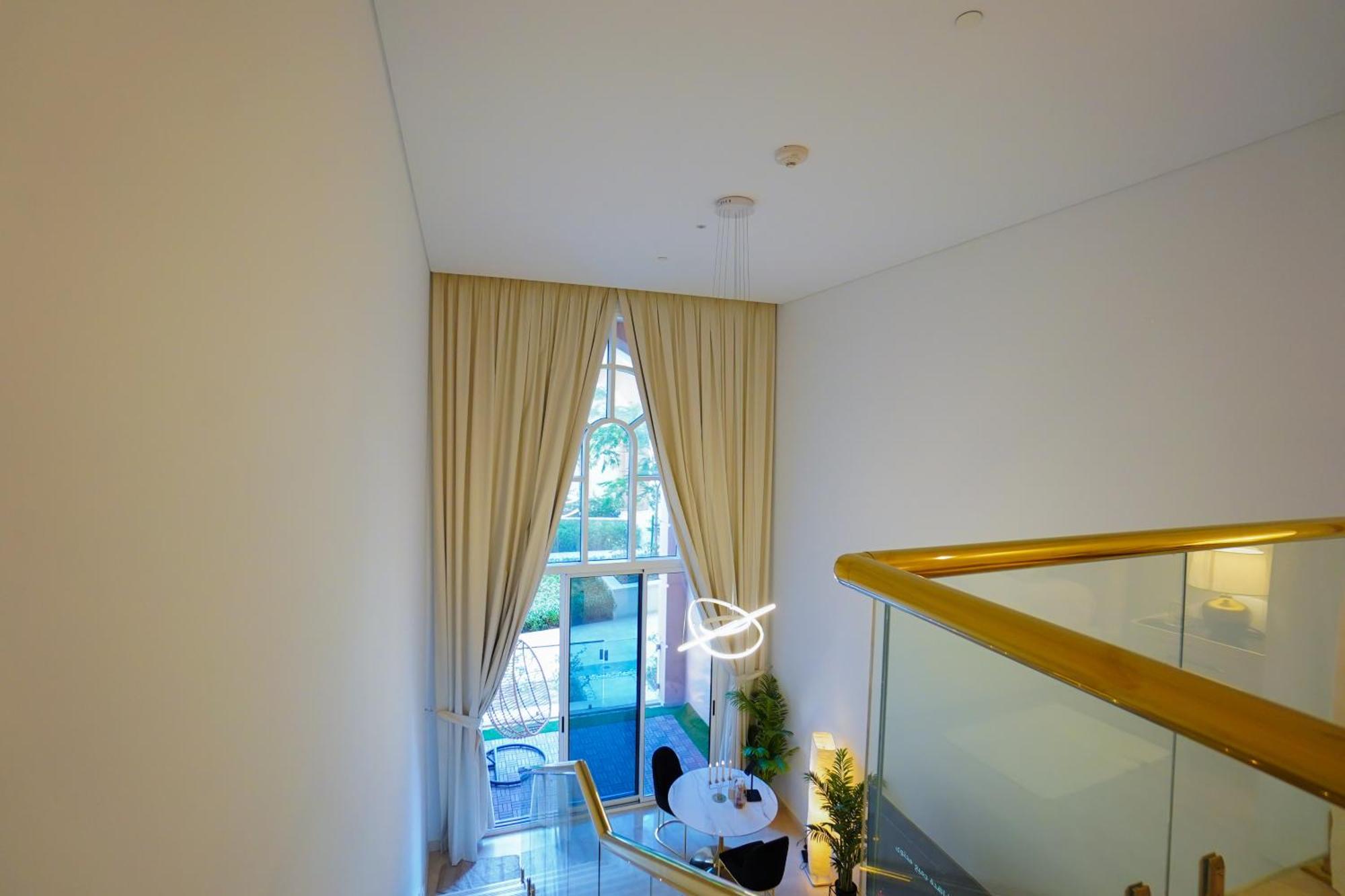 Luxury By The Sea With Amazing Amenities At Pearl Qatar Apartment