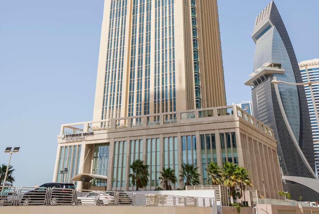 Hotel Wyndham Grand West Bay Doha