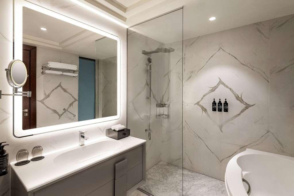 Wyndham Grand West Bay