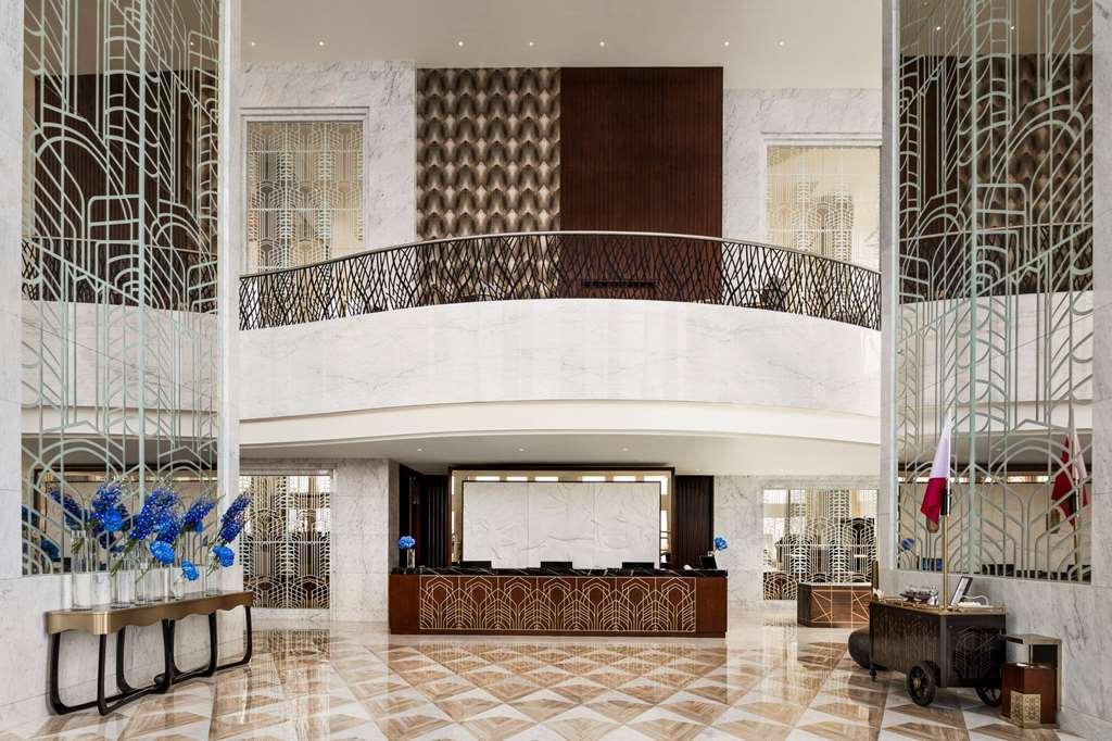 Wyndham Grand West Bay Hotel 3*