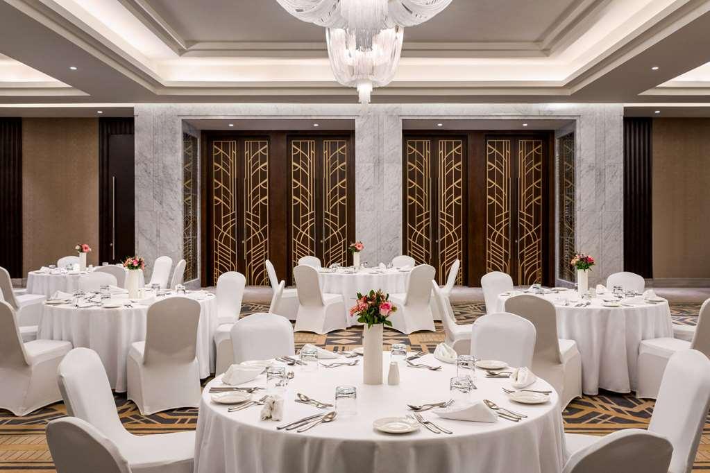 Wyndham Grand West Bay Doha