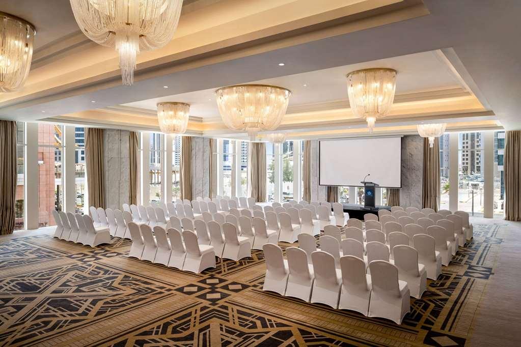 Wyndham Grand West Bay 3*