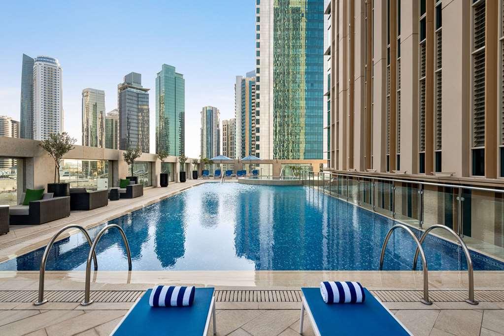 Wyndham Grand West Bay Hotel 3*