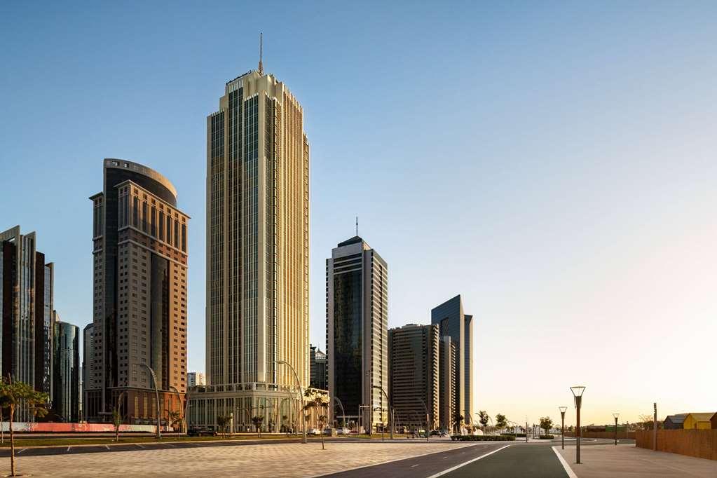 Hotel Wyndham Grand West Bay Doha