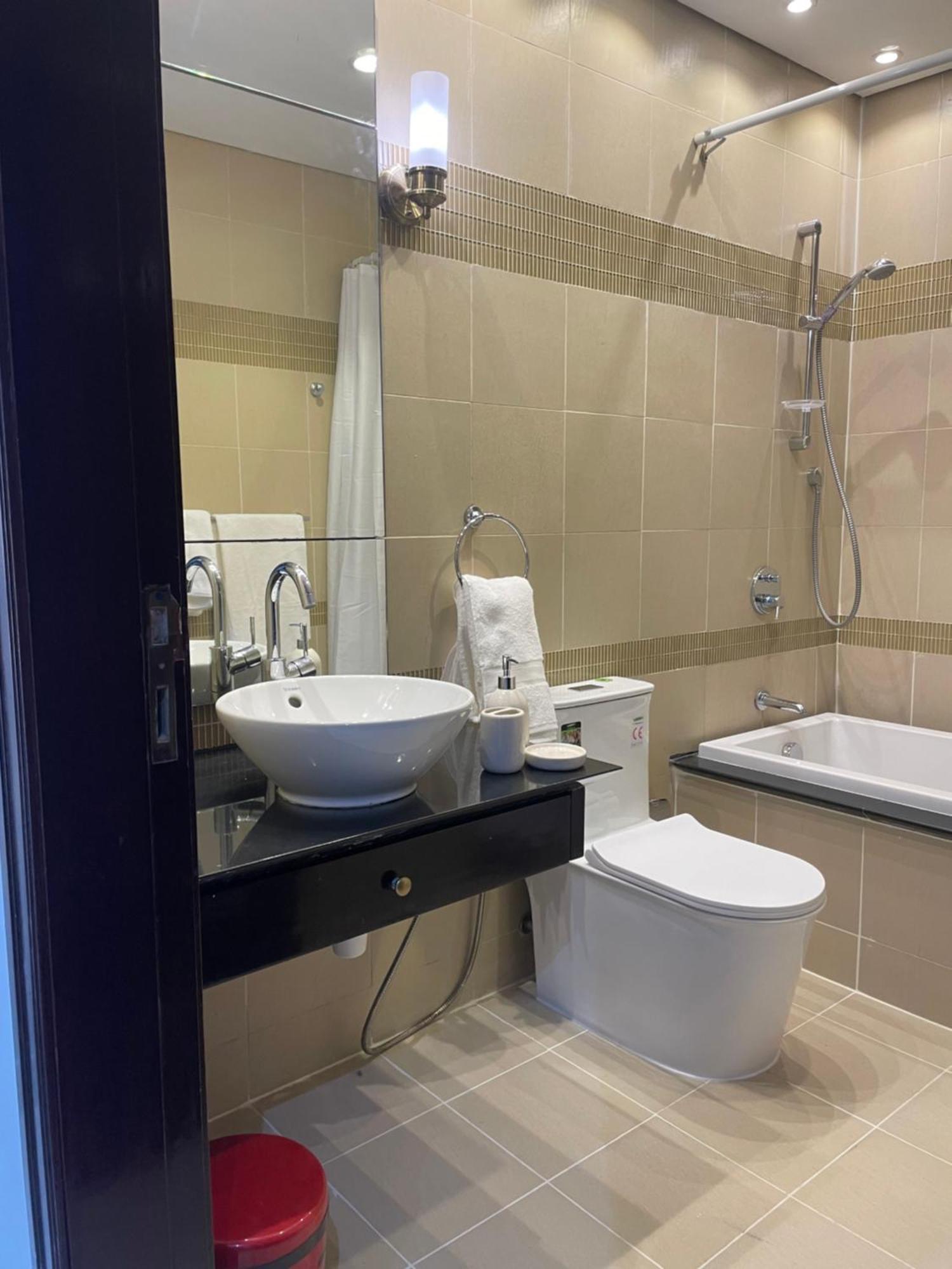 2 Bhk Townhouse At Pearl * Doha