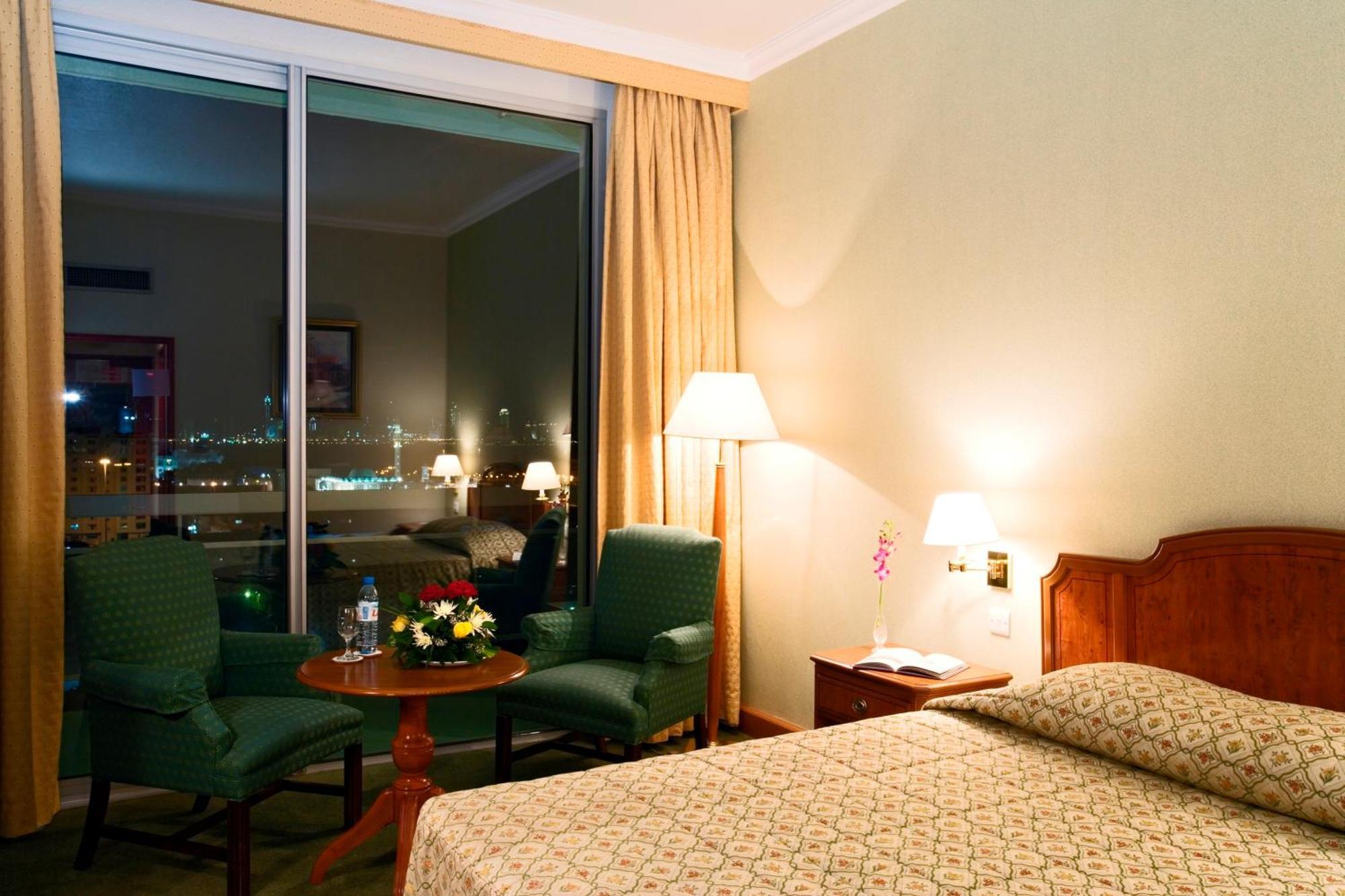 Treffen House - Souq Waqif And Next To Msheireb Metro Station 4*