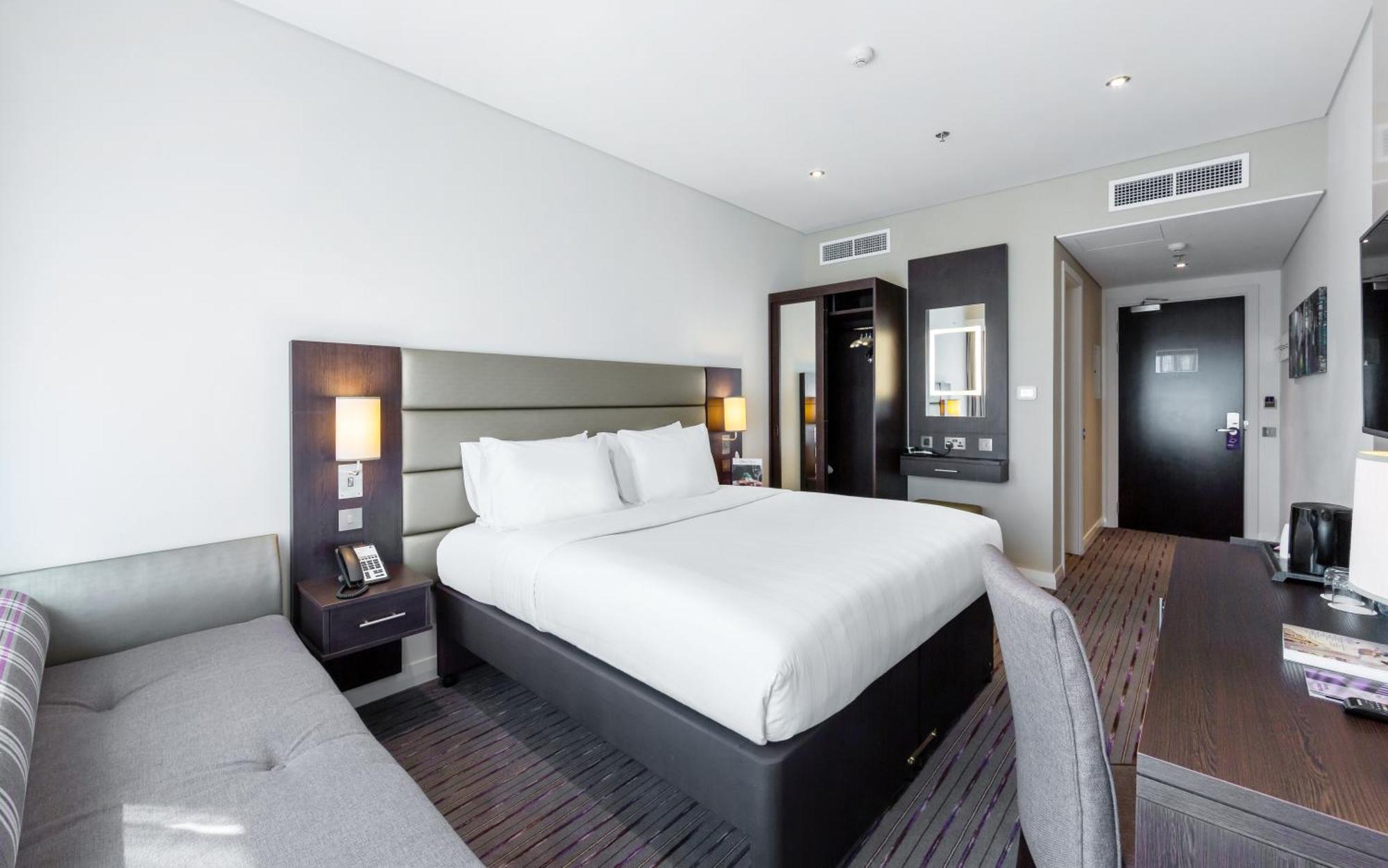 Premier Airport 3*