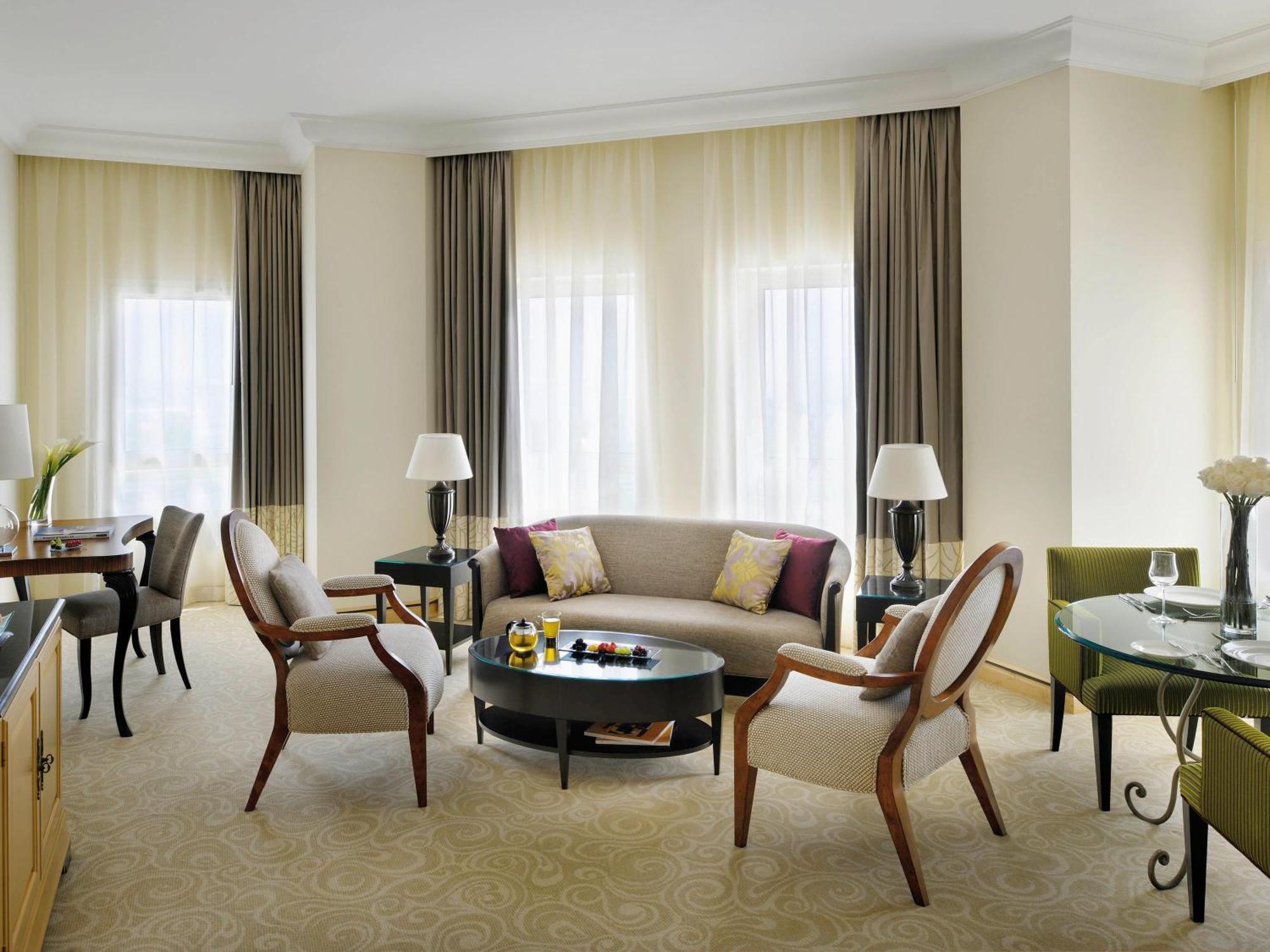 Hotel Moevenpick 4*
