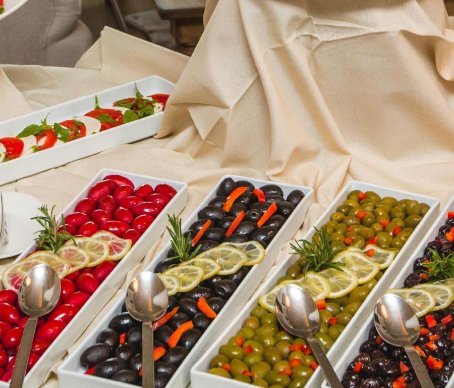 Hotel Royal Sherao فندق شراعوه الملكي