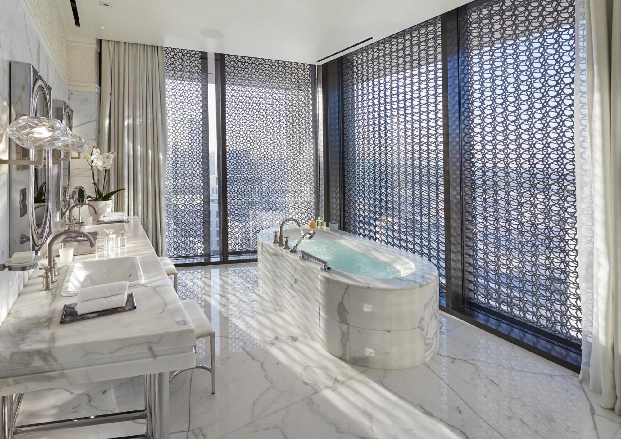 Mandarin Oriental,