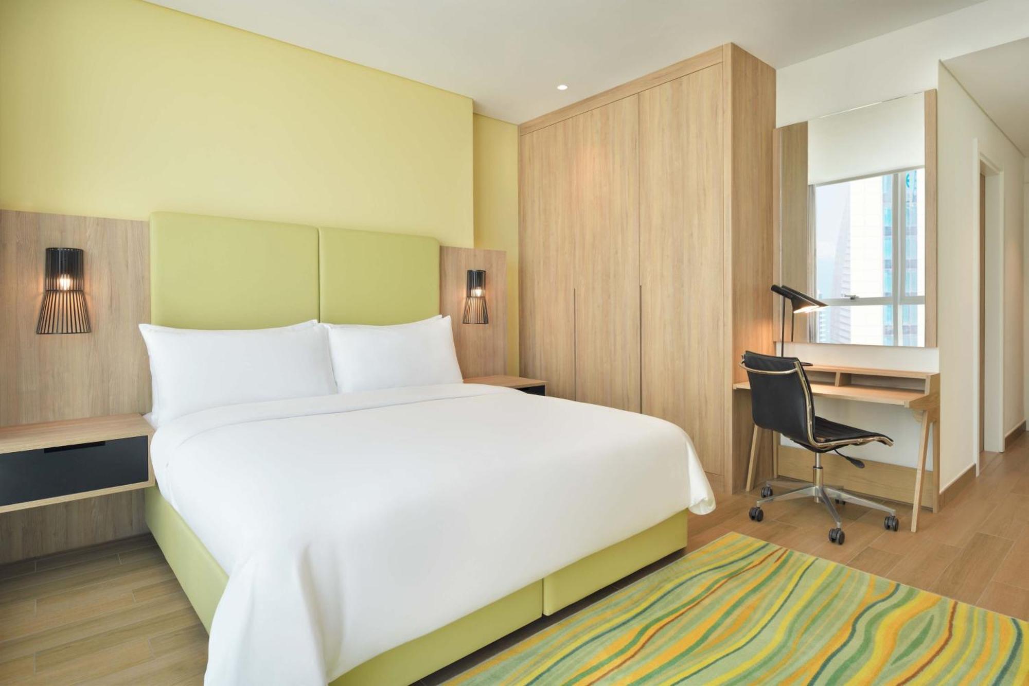 Element By Westin Center Hotel 5*